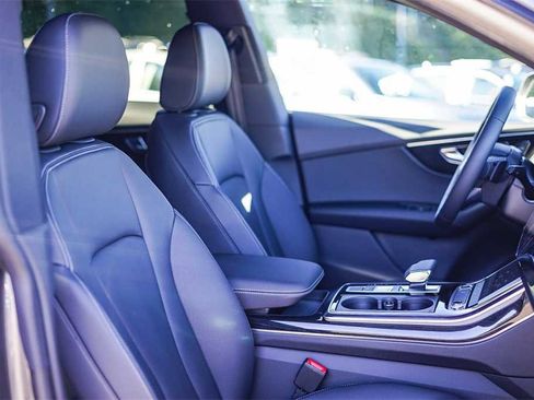 New 2026 Audi Q8 Premium image 17