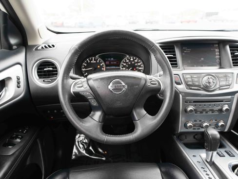 Used 2017 Nissan Pathfinder SL w/ SL Premium Package AWD/4WD image 21