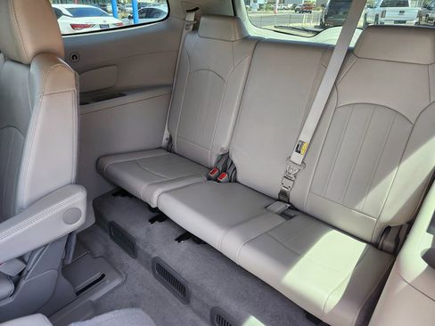 Used 2017 Buick Enclave Leather w/ Trailering Package FWD image 17