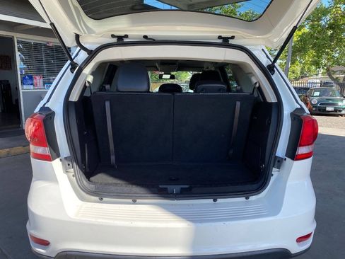 Used 2019 Dodge Journey GT AWD/4WD image 16