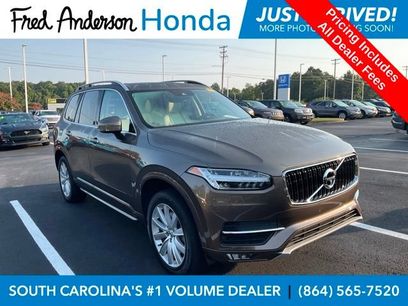 Used 2016 Volvo XC90 T6 Momentum w/ Momentum Plus Package