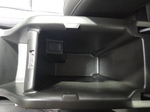 Used 2022 GMC Canyon Elevation w/ Elevation Premium Package image 24