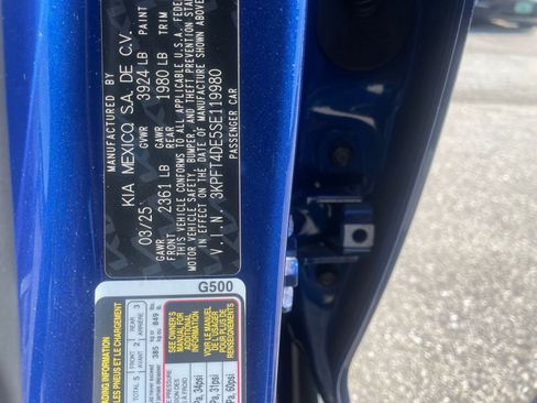 Used 2025 Kia K4 LXS image 23