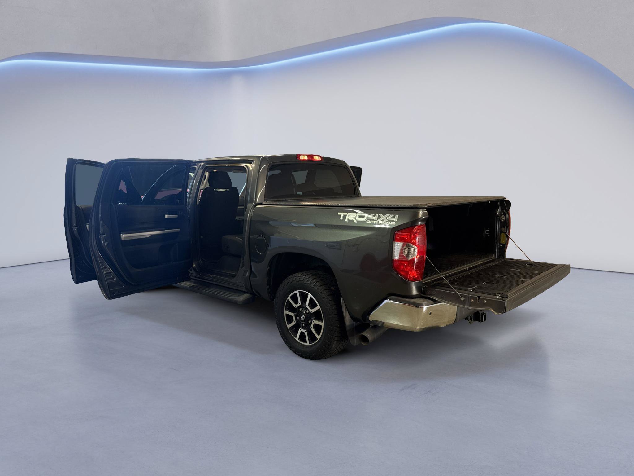 Used 2014 Toyota Tundra SR5 AWD/4WD image 12