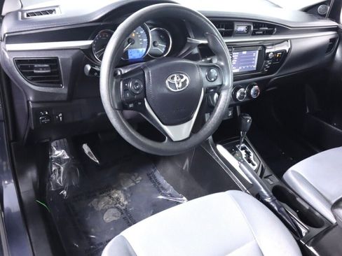 Used 2016 Toyota Corolla L FWD image 9