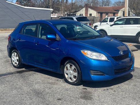 Used 2009 Toyota Matrix Base 4dr Wagon 4A image 1