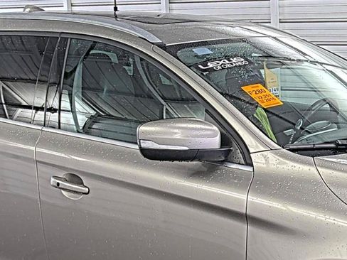 Used 2016 Volvo XC60 T5 Premier w/ Proximity Package FWD image 16