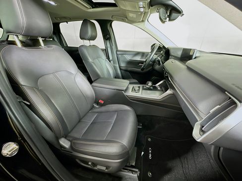 Used 2024 MAZDA CX-90 3.3 Turbo w/ Preferred Package image 34