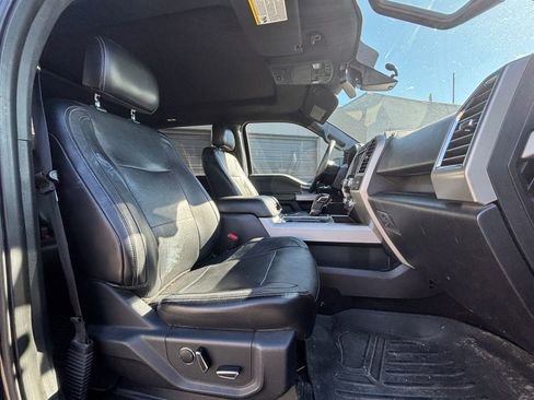 Used 2015 Ford F150 Lariat w/ Equipment Group 502A Luxury image 18