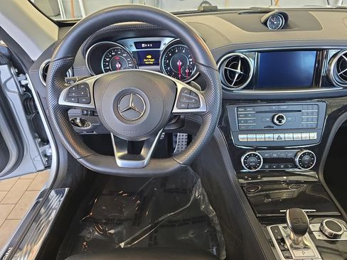 Used 2019 Mercedes-Benz SL 450 image 15
