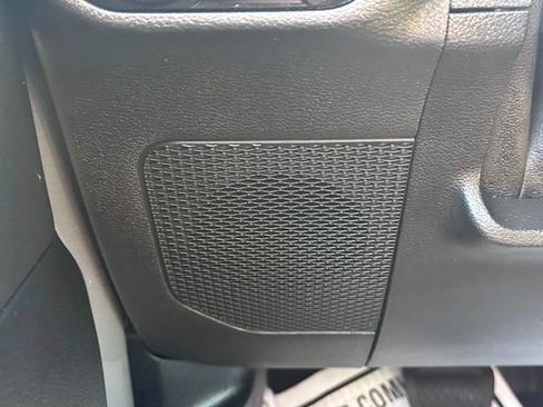 Used 2020 Jeep Wrangler Unlimited Sahara AWD/4WD image 18