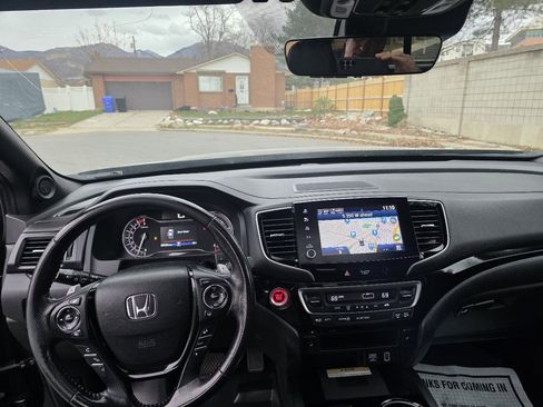 Used 2021 Honda Ridgeline Black Edition image 9