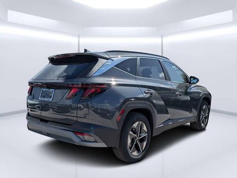 New 2026 Hyundai Tucson SEL image 3