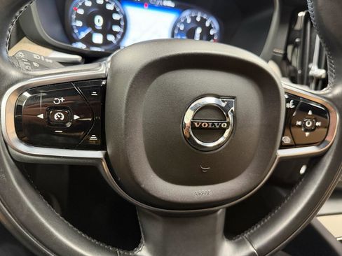 Used 2019 Volvo XC60 T5 Inscription w/ Protection Package image 18