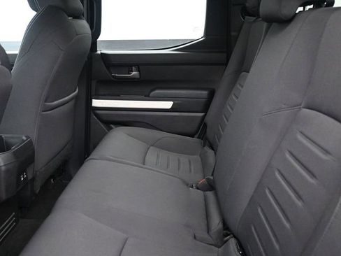 Used 2024 Toyota Tacoma TRD Off-Road image 8