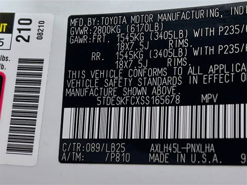 Certified 2025 Toyota Sienna Platinum image 29