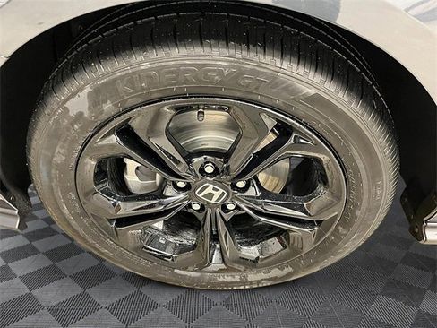 New 2025 Honda Accord SE image 10