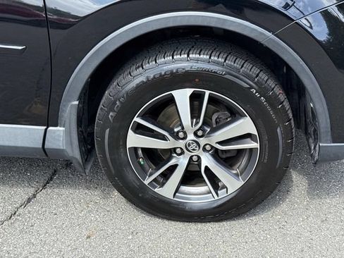 Used 2018 Toyota RAV4 XLE w/ Plus Extra Value Package AWD/4WD image 6