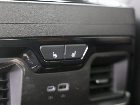 Certified 2024 GMC Sierra 1500 AT4 w/ Technology Package image 11