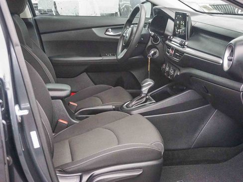 Certified 2021 Kia Forte LXS image 13