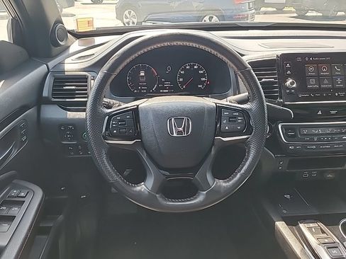 Used 2024 Honda Ridgeline Black Edition image 6