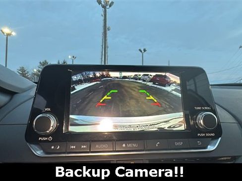 Used 2024 Nissan Altima 2.5 S image 4