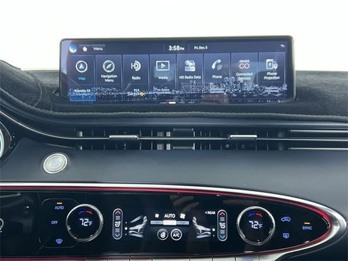 Used 2022 Genesis GV70 2.5T w/ Sport Prestige Package image 13