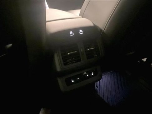 Used 2025 Audi Q5 Prestige image 34