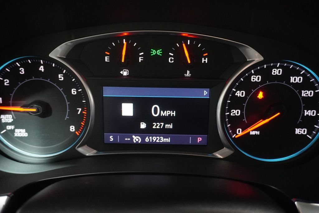 Used 2020 Chevrolet Traverse RS FWD image 26