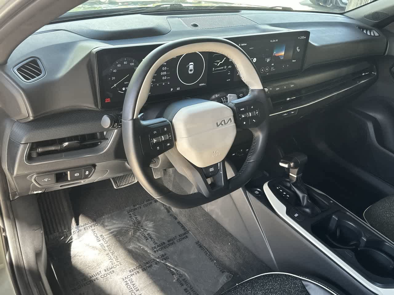 Used 2025 Kia K4 EX w/ GT-Line Sunroof Package FWD image 13
