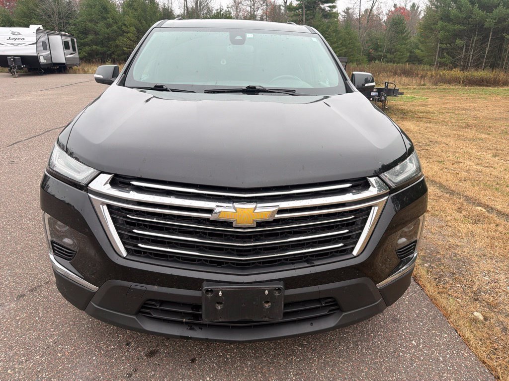 Used 2023 Chevrolet Traverse LT AWD/4WD image 2