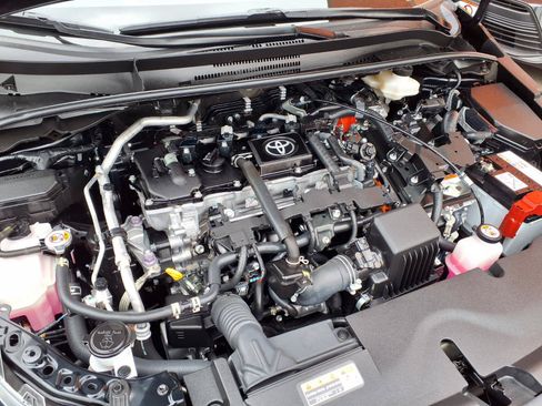 Certified 2025 Toyota Corolla SE FWD image 25