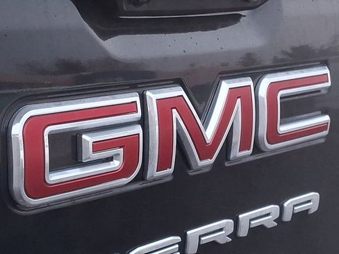 Certified 2025 GMC Sierra 1500 Elevation image 31