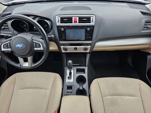 Used 2017 Subaru Outback 2.5i Premium image 23