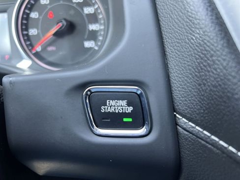 Certified 2023 GMC Acadia SLT w/ Trailering Package image 17