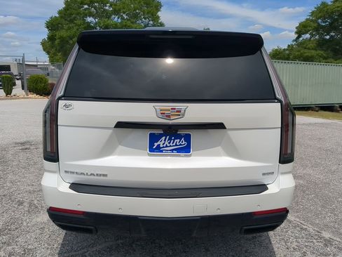 Used 2025 Cadillac Escalade Sport Platinum w/ LPO, Floor Liner Package AWD/4WD image 4