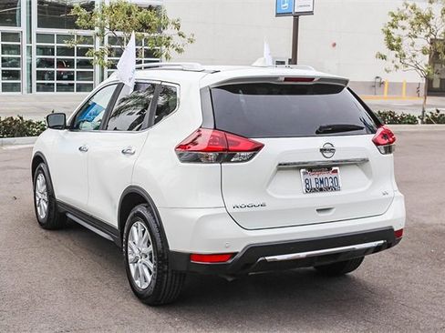 Used 2019 Nissan Rogue SV image 7