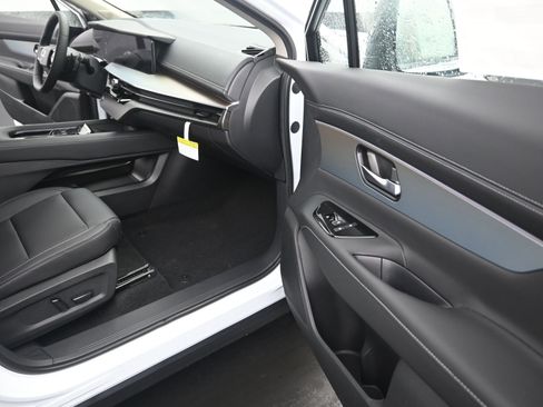 New 2025 Nissan Murano SL w/ Cargo Package image 20