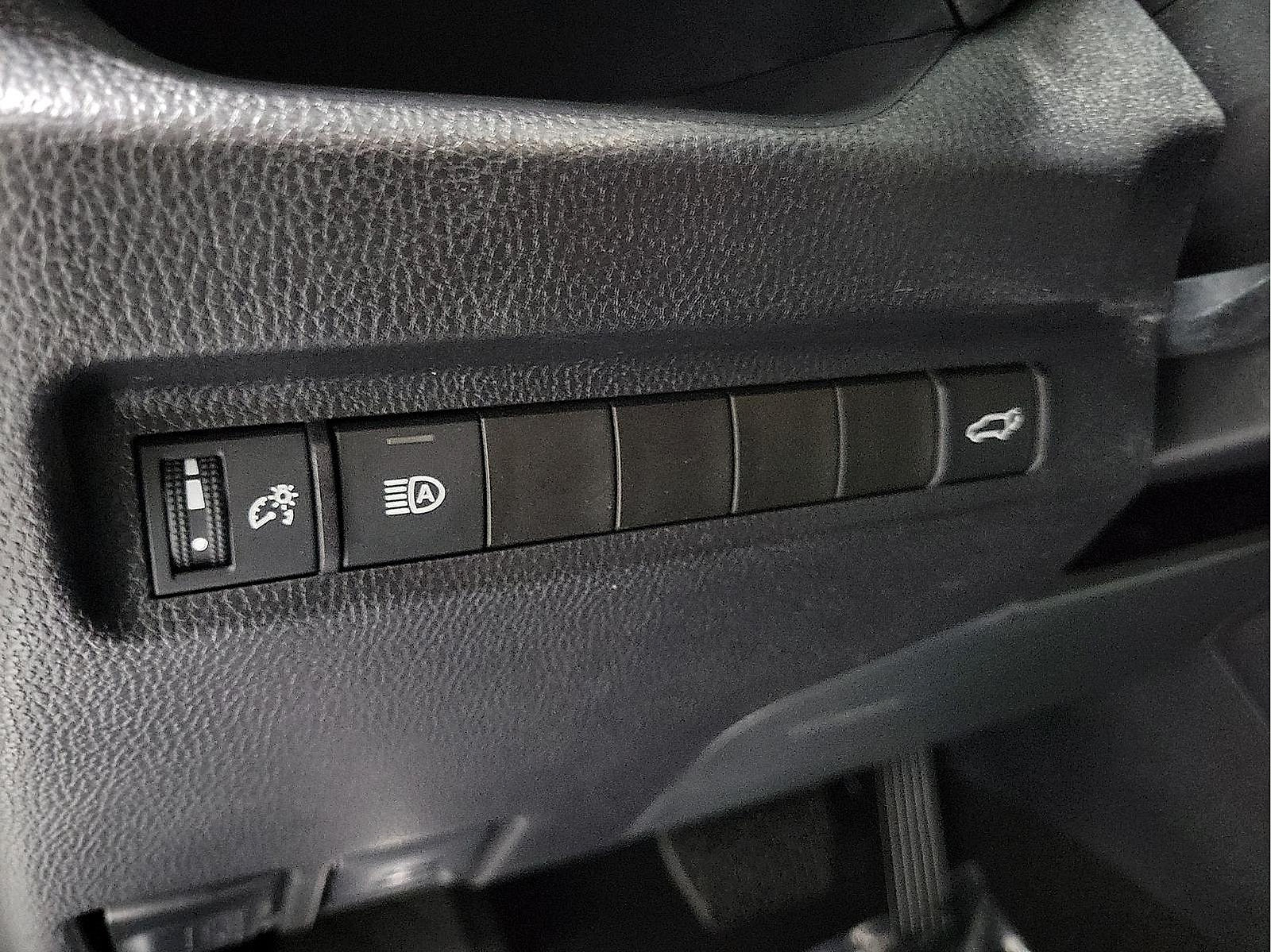 Certified 2025 Toyota RAV4 XLE w/ Convenience Package FWD image 14