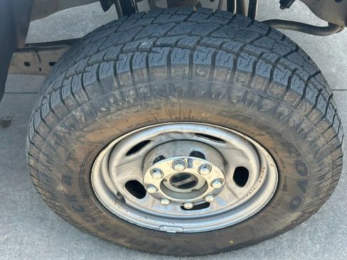 Used 2013 Ford F250 XL w/ PWR Equipment Group AWD/4WD image 9