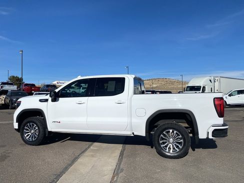 Used 2022 GMC Sierra 1500 AT4 w/ AT4 Preferred Package image 30