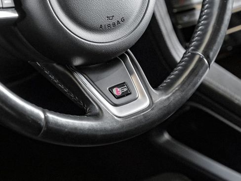 Used 2017 Jaguar F-PACE S image 18