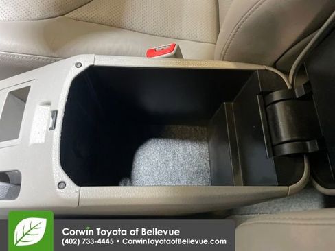 Used 2011 Toyota RAV4 Limited image 25