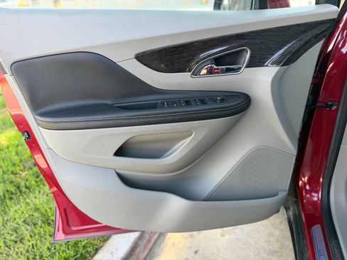 Used 2015 Buick Encore Leather FWD image 16