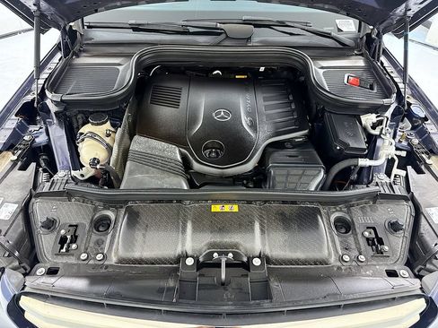 Certified 2024 Mercedes-Benz GLS 450 4MATIC image 30