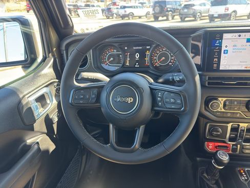 New 2026 Jeep Gladiator Willys AWD/4WD image 14