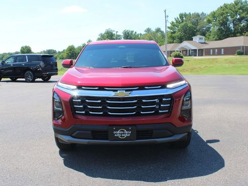 Used 2026 Chevrolet Equinox LT w/ LPO, Floor Liner Package AWD/4WD image 3