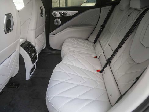 Used 2026 BMW XM Label Red image 15