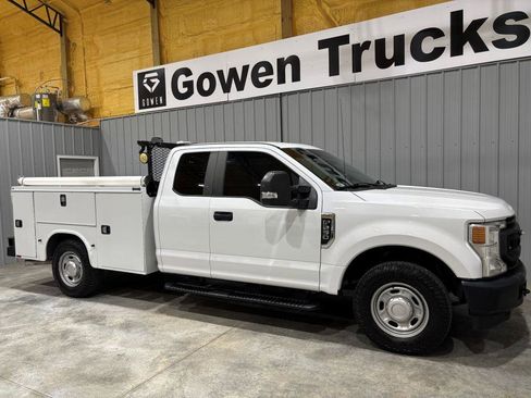 Used 2020 Ford F250 XL w/ Power Equipment Group image 3