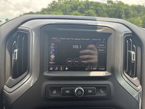 New 2026 Chevrolet Silverado 2500 Custom w/ Custom Blackout Package AWD/4WD image 19